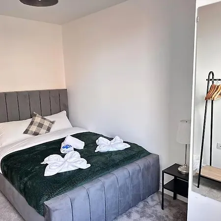 Queens House City Centre Apartment Sheffield